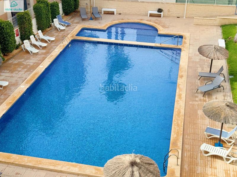 Foto dfd7de98-a830-4de2-b181-d5334f92066e. Rent apartment in avenida ausias march 1 in Campello Playa Campello (el)