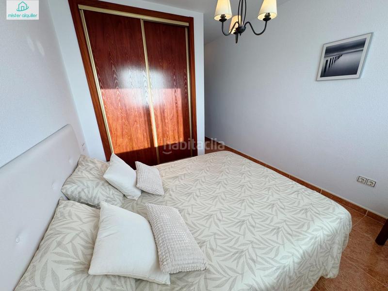 Foto 0b4c4eaf-952f-4281-b7b8-68efb8a1b77f. Rent apartment in calle de alcoy 30 in Campello Playa Campello (el)