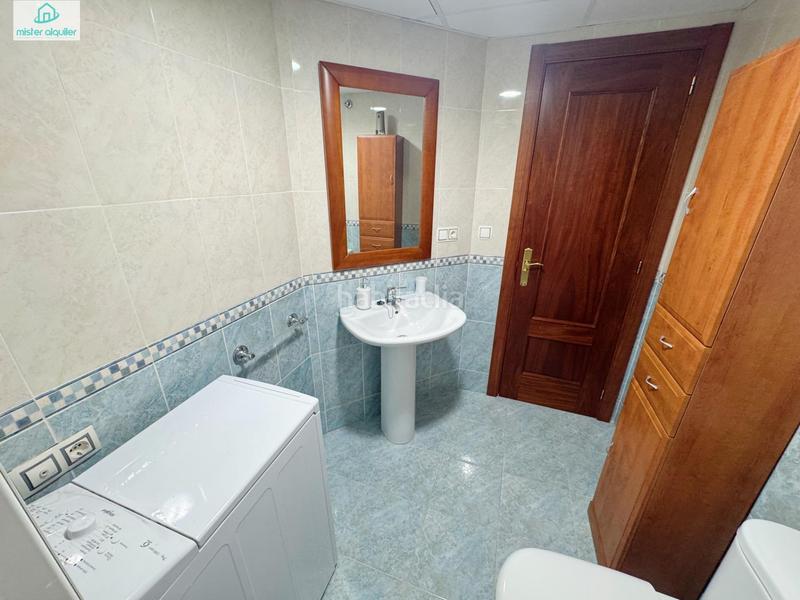 Foto 298217c7-ffae-47ac-a52e-7bd2b19b7630. Rent apartment in calle de alcoy 30 in Campello Playa Campello (el)