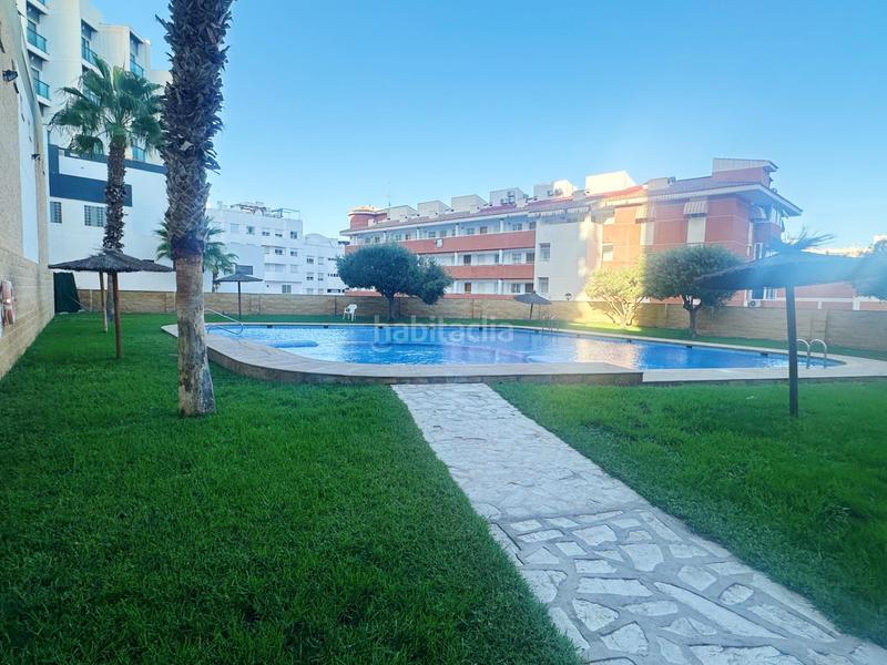 Foto 77b542cd-f999-45d9-9b1a-78b9c73880e0. Rent apartment in calle de alcoy 30 in Campello Playa Campello (el)