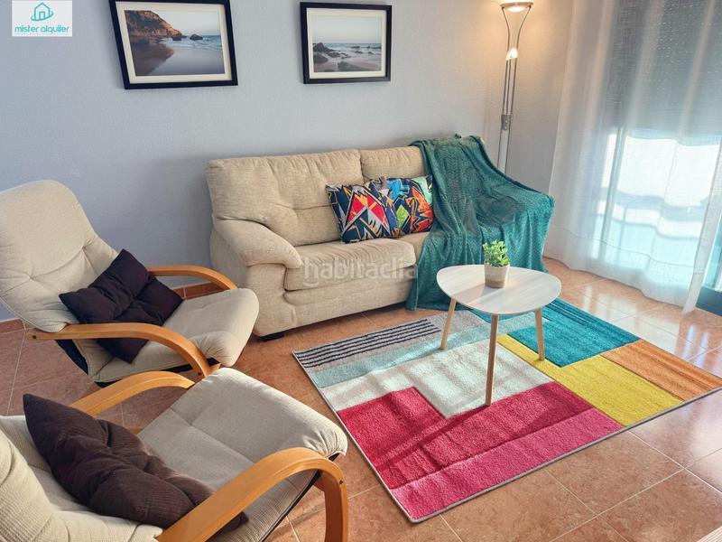 Foto 9255cff8-a26e-4422-887b-dde0f5bae4fe. Rent apartment in calle de alcoy 30 in Campello Playa Campello (el)