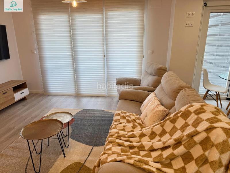 Foto 30baa4e9-8c0f-43d3-a2e8-c6ba4367230f. Rent apartment in ausias march 16 in Campello Pueblo Campello (el)