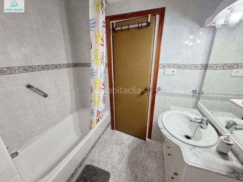Foto 2ea208c7-75d4-4f2f-9b10-54bfcbc6f37c. Lloguer apartament a carrer la mar 27 a Campello Playa Campello (el)