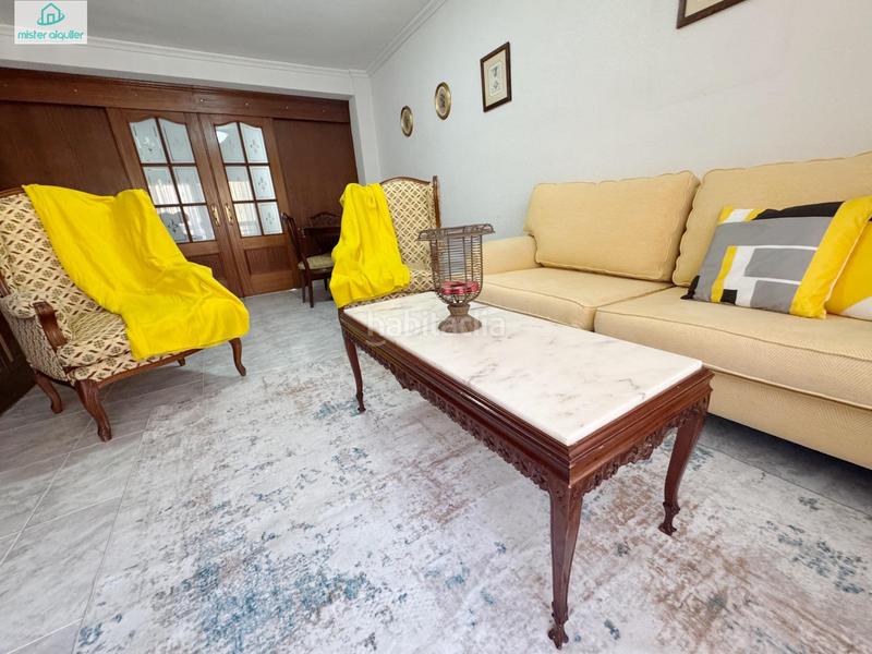 Foto 5c3b832d-6538-4d72-9248-45945ca9ee03. Lloguer apartament a carrer la mar 27 a Campello Playa Campello (el)