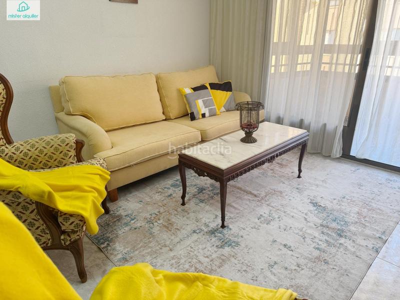 Foto 189e3f07-b94b-446b-9ba0-04201fe5f613. Miete appartement in carrer la mar 27 in Campello Playa Campello (el)