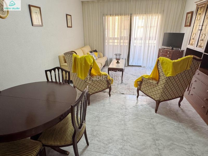 Foto 3532de47-2b95-4bac-b67b-0a52890a2f71. Miete appartement in carrer la mar 27 in Campello Playa Campello (el)