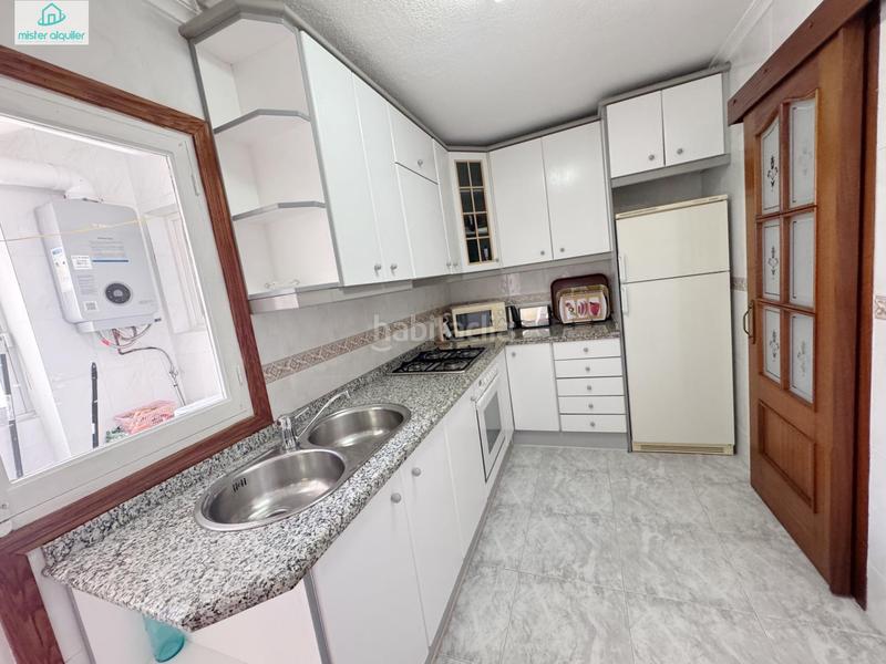 Foto c7425166-c0e6-4694-8f83-4c873b75000c. Miete appartement in carrer la mar 27 in Campello Playa Campello (el)