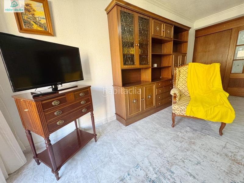 Foto cea96dd1-907e-4cb9-9b30-2c3fc4f16990. Miete appartement in carrer la mar 27 in Campello Playa Campello (el)