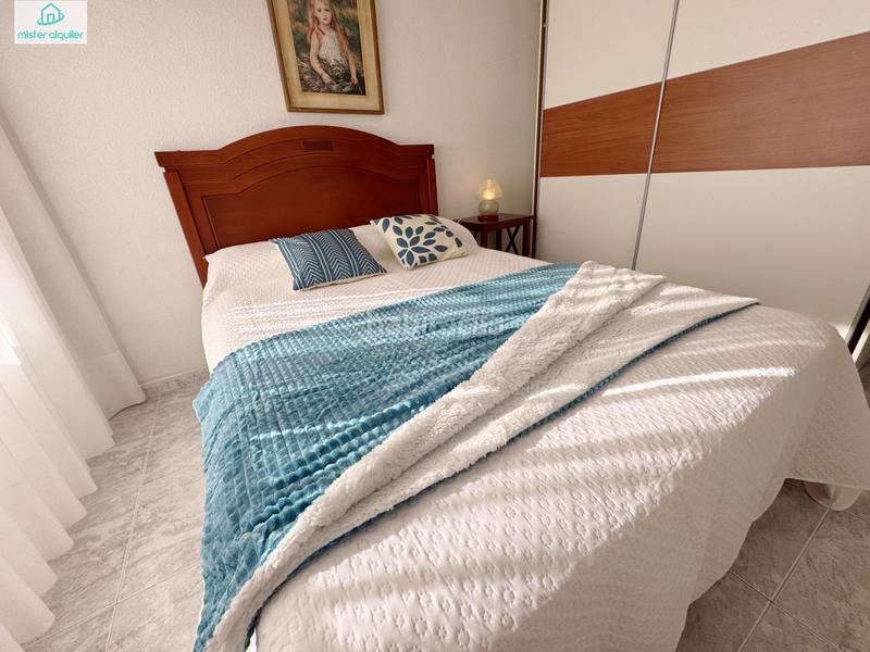 Foto 5bdb9e72-cb7c-4e42-9b7a-1241f5559613. Rent apartment in carrer la mar 27 in Campello Playa Campello (el)