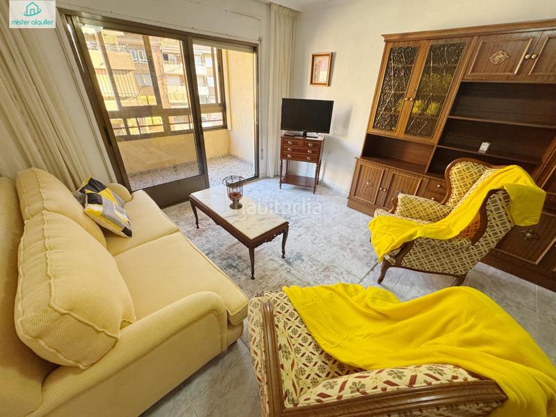 Foto bae1f158-c780-4407-8306-be85add24656. Rent apartment in carrer la mar 27 in Campello Playa Campello (el)