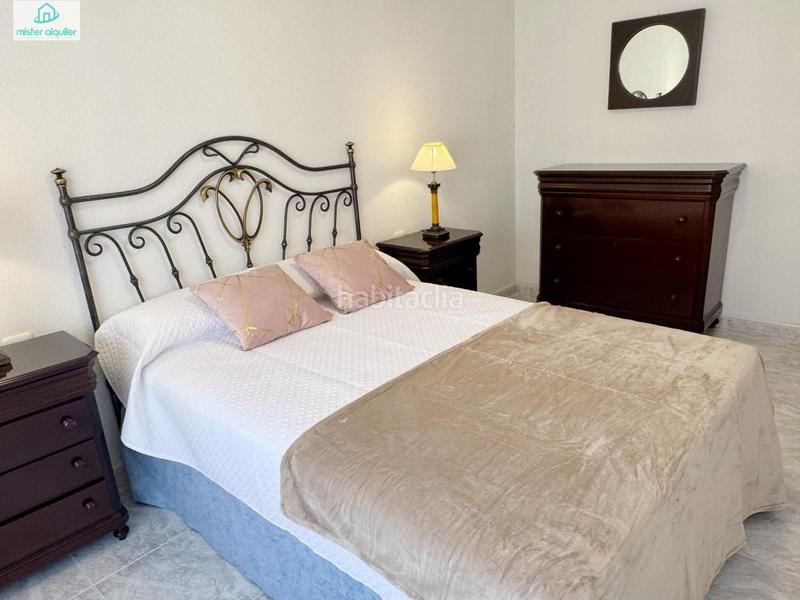 Foto c039ef53-58ce-4cc6-bbf5-f6b4f5bea0d1. Rent apartment in carrer la mar 27 in Campello Playa Campello (el)