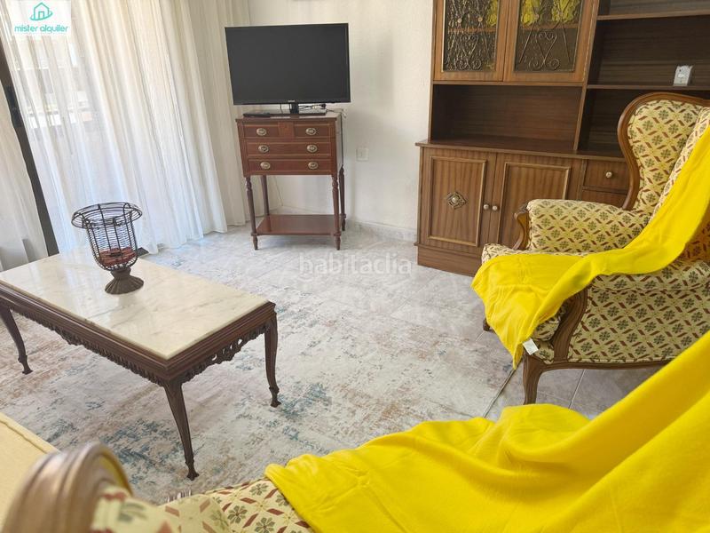 Foto f78219ca-7382-4cf2-a151-f607b5353d25. Rent apartment in carrer la mar 27 in Campello Playa Campello (el)