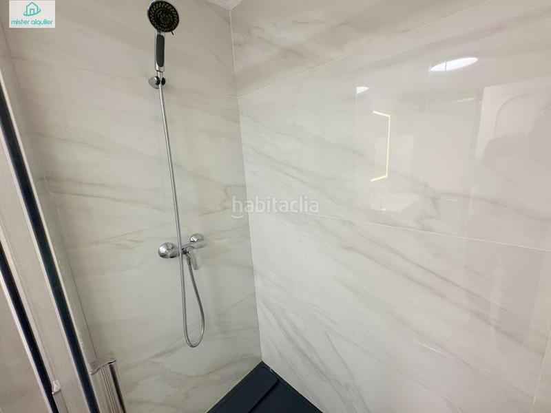 Foto a323ed5e-8f76-4ab2-ab18-99422db988f7. Miete appartement in calle colon 12 b in Campello Playa Campello (el)