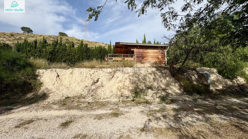 Foto cc5f3e7e-dcbe-4e55-9dc4-7abafce96ff6. Masia a sector 4 1 a Xixona