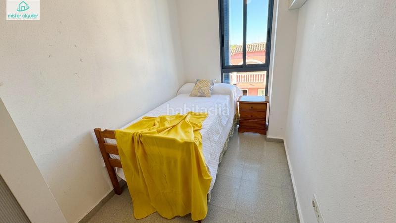 Foto c95f9fba-1f5b-41c0-8c8e-c311e8e160ab. Lloguer apartament a avenida creu de la 4 a Campello Pueblo Campello (el)