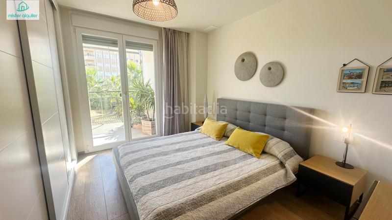 Foto 1aa3faae-3b41-42d4-94b8-bb4dd65f3365. Lloguer apartament a mar alta 10 a Campello Playa Campello (el)