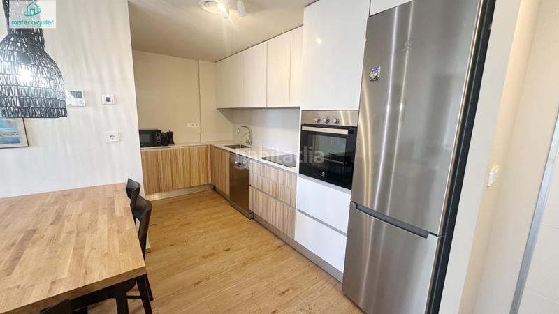 Foto 24f3d9e6-84a6-4b18-90a5-33972dc87392. Lloguer apartament a mar alta 10 a Campello Playa Campello (el)