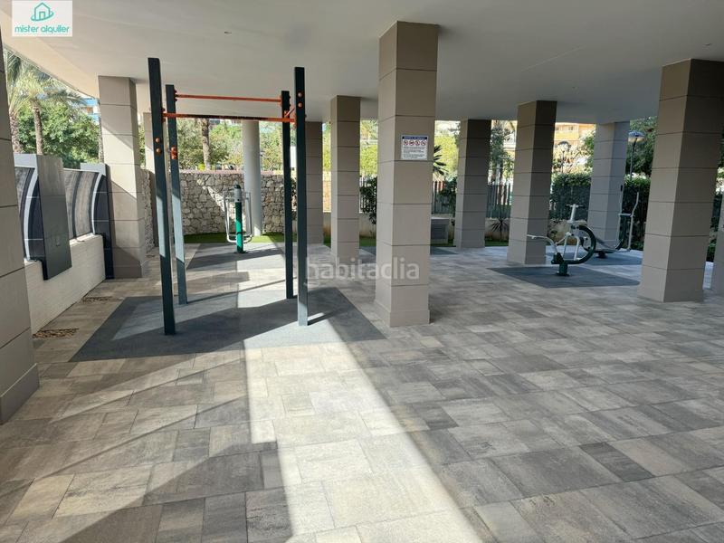 Foto 847d6cf2-b707-4dd8-a07b-0c06d618b89d. Lloguer apartament a mar alta 10 a Campello Playa Campello (el)