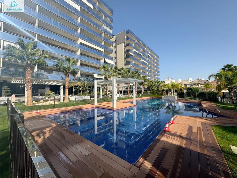 Foto 97501ebc-cf40-4a81-9920-7208a56bbaa6. Lloguer apartament a mar alta 10 a Campello Playa Campello (el)