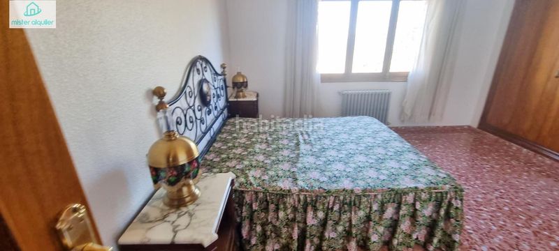 Foto 80963969-55d5-4630-bf16-f439e8dab3bc. Alquiler chalet en calle cíes 9 en Petrer
