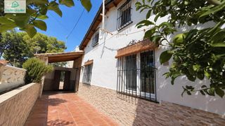 Location Appartement  Alcoy 32. Chalet independiente junto al mar  alquiler temporal hasta 36 me