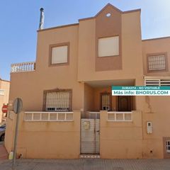 House in Zafiro 19