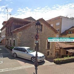 Casa  La plaza 13