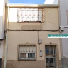 Casa a Hermanos Álvarez Sorube 15