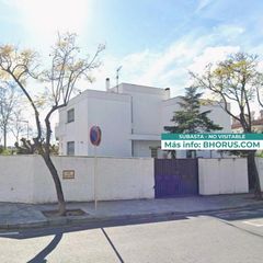 Casa a Frederic Mares 1