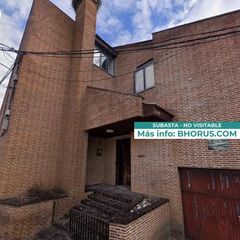 House  La iglesia 16