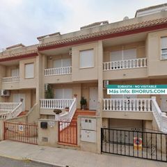 Casa a RAMON Y CAJAL 10