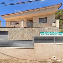 Maison  Anoia 16