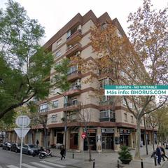 Piso en Abat oliba 31
