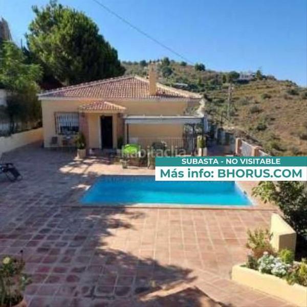 Foto d9e3539e-9ba2-4be8-9c36-b232cff41394. Casa in 2 parcela 637 in Torrox pueblo Torrox