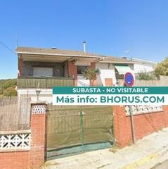 Casa a Amadeu vives 32