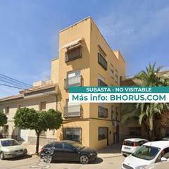 Flat in JUAN CARLOS I 8