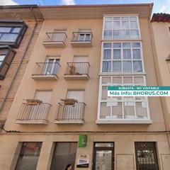 Zweistöckige Wohnung in Joaquin costa 6