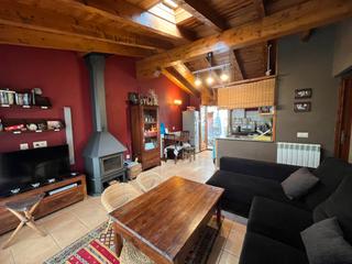 Doppelhaus in Puigcerdà. Casa en bellver de cerdanya