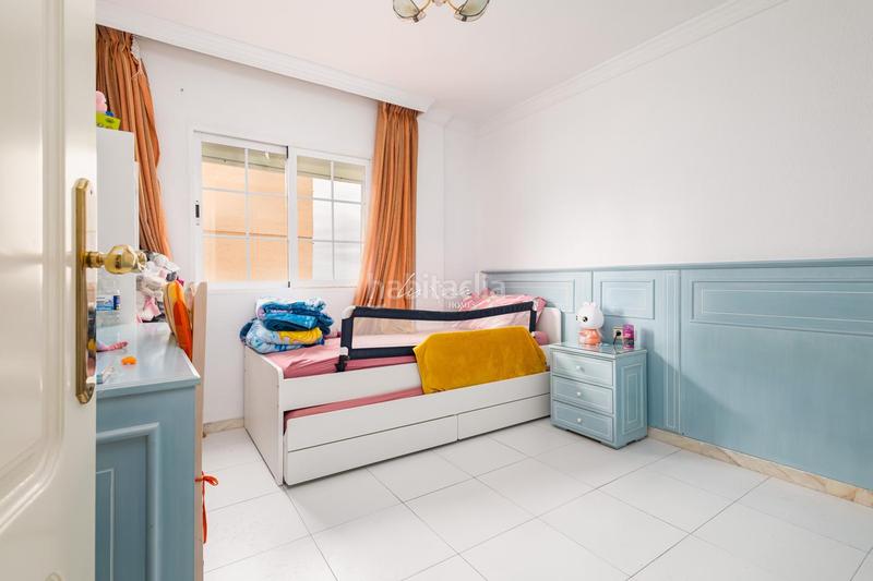 Foto 9054bab0-bca3-40d2-a933-909e541a82fa. Pis a Barrio de Ciudad Jardín Málaga