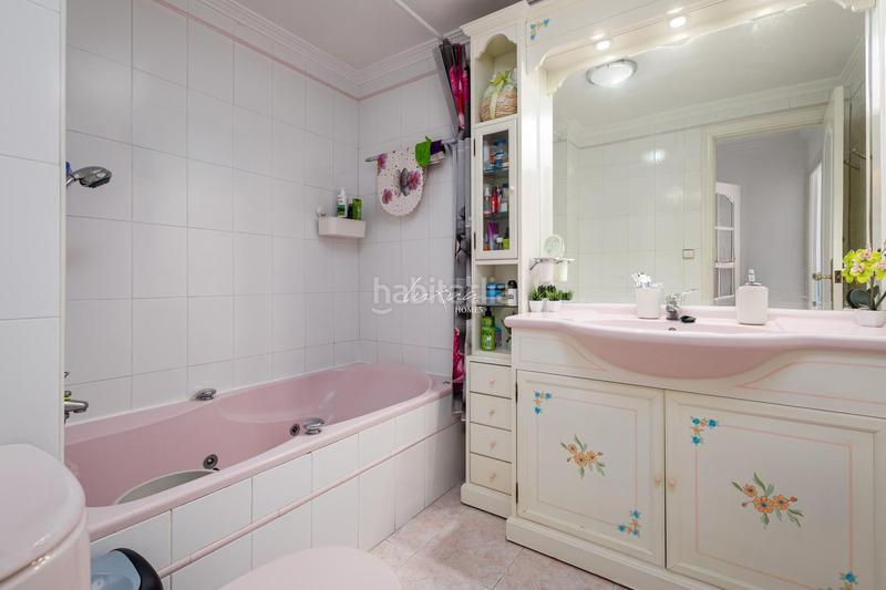 Foto b49986de-f8b3-474b-94ee-f55172d88dc4. Pis a Barrio de Ciudad Jardín Málaga