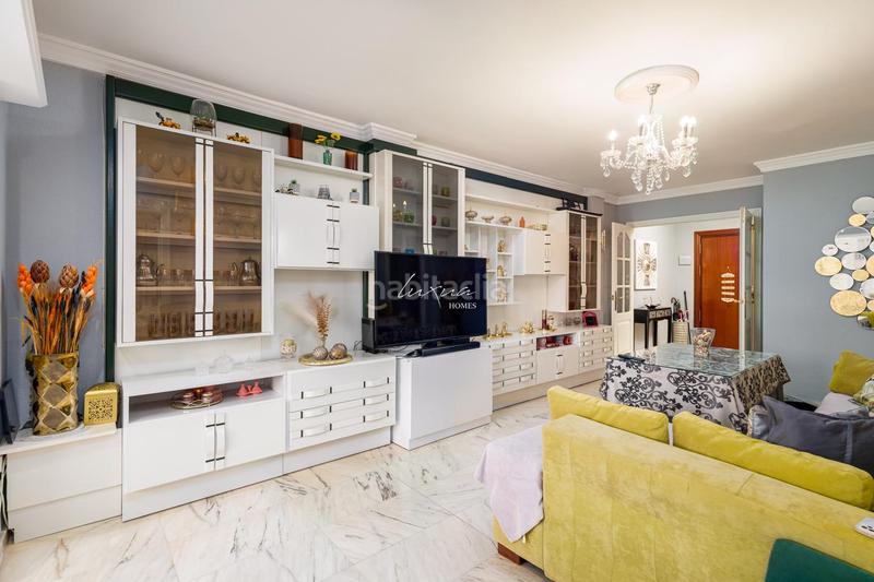 Foto da146c0f-5601-4b4b-ba9d-42357bd1e1c4. Pis a Barrio de Ciudad Jardín Málaga