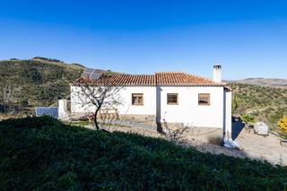 Casa  Las cuchillas. Fantástica finca en ardales
