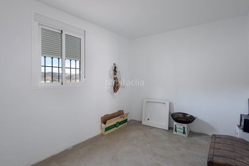 Foto ae29a2c6-4b58-4741-b479-b72e0419de8a. Casa adossada amb aparcament a Ardales