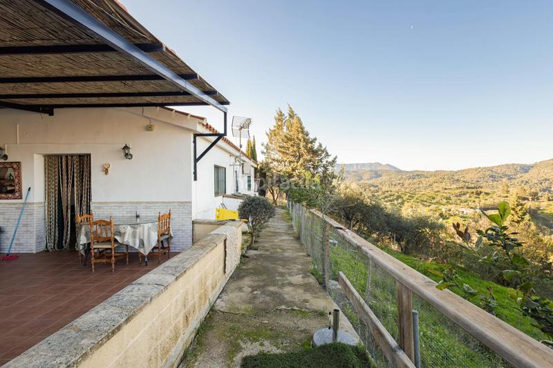 Foto 1a925b21-8bd2-4daa-8466-3744814aa36d. Maison avec parking piscine dans Ardales