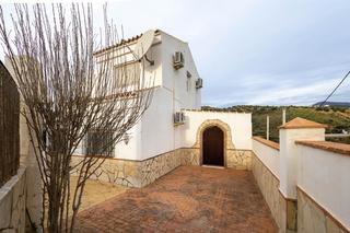 Casa  Olivar de buenavista. Chalet independiente en la viñuela