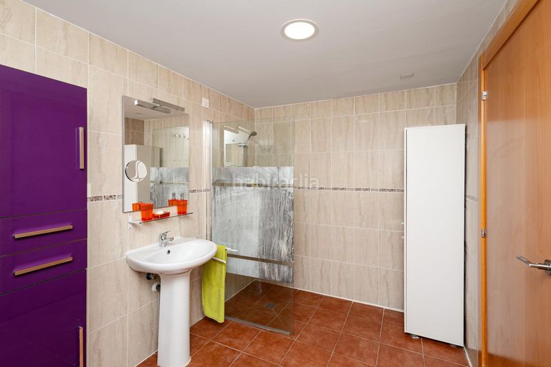 Foto e10320a4-2600-4002-b5d1-aa45add8918b. Planta baixa amb calefacció aparcament a Pizarra