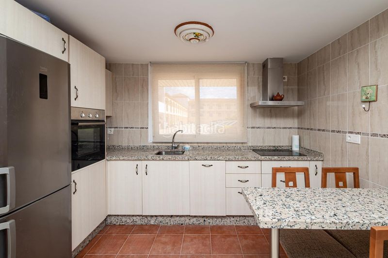 Foto f58cd943-1e3e-440e-af3a-8ead14c3dc42. Planta baixa amb calefacció aparcament a Pizarra