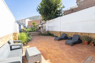 Casa adosada  Las monjas. Casa de venta en loja