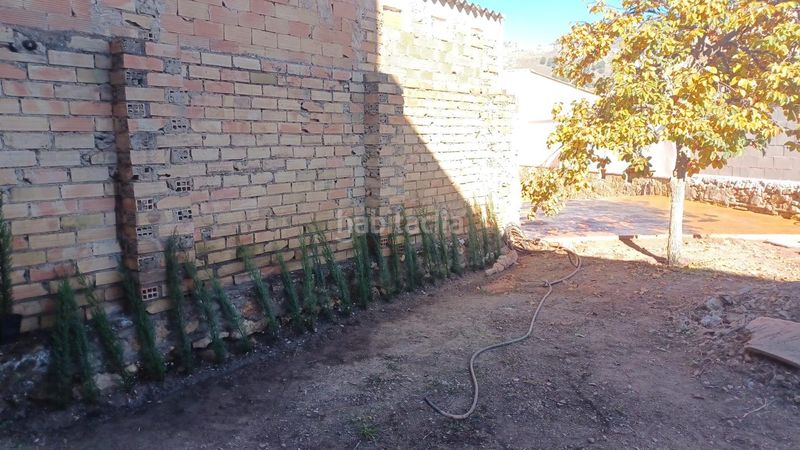 Foto 4522337b-7314-4ffc-9bf4-4f920da73897. Casa adossada a Loja