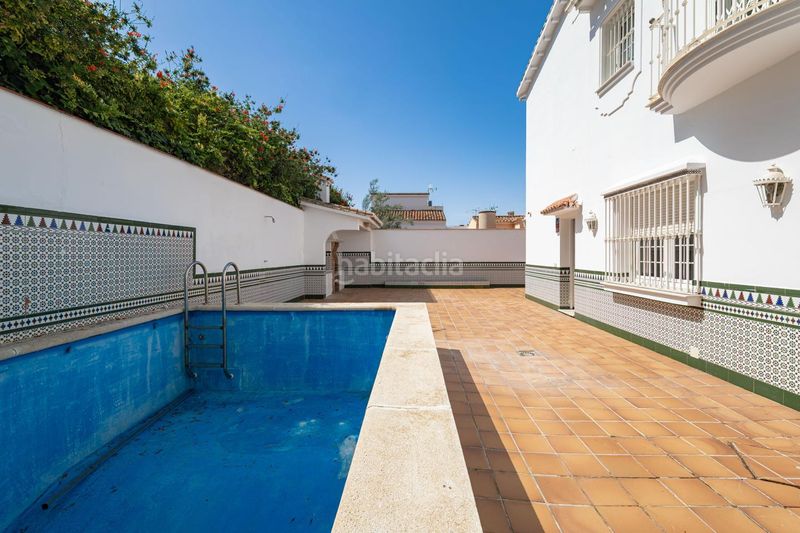 Foto 98897244-5abb-457c-aa5b-d63162b32a7b. Casa amb aparcament piscina a El Palo Málaga